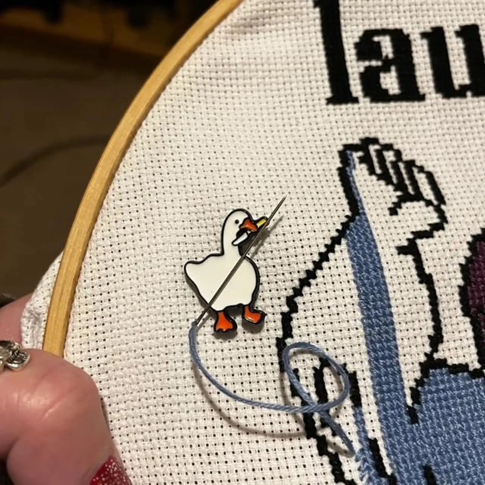 Goose Needle Minder