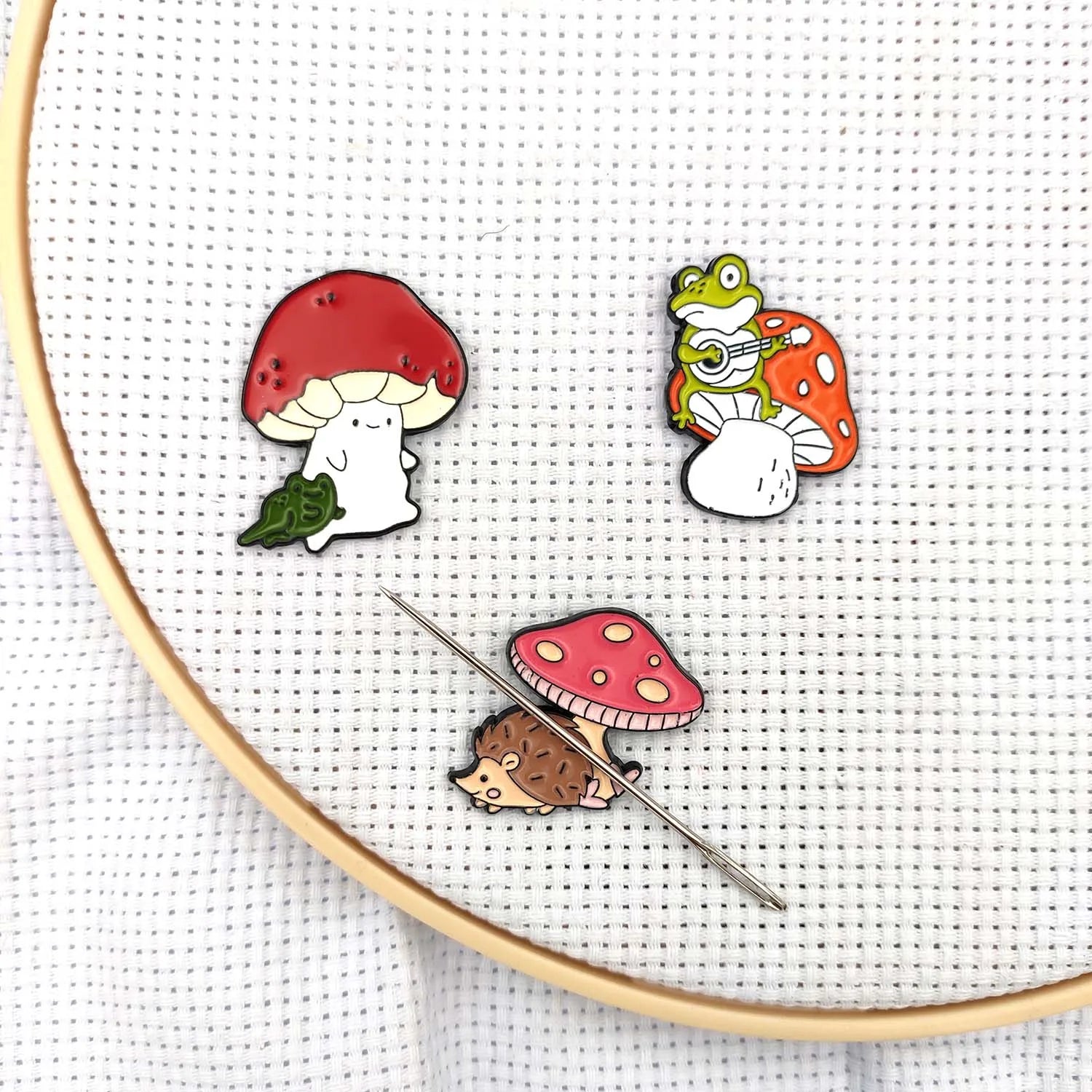 Mushroom Needle Minder