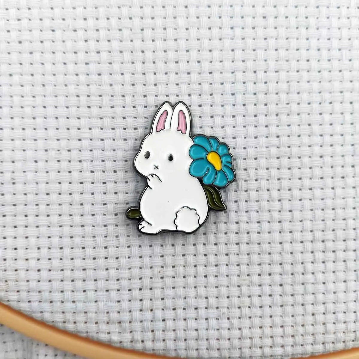 Bunny Needle Minder